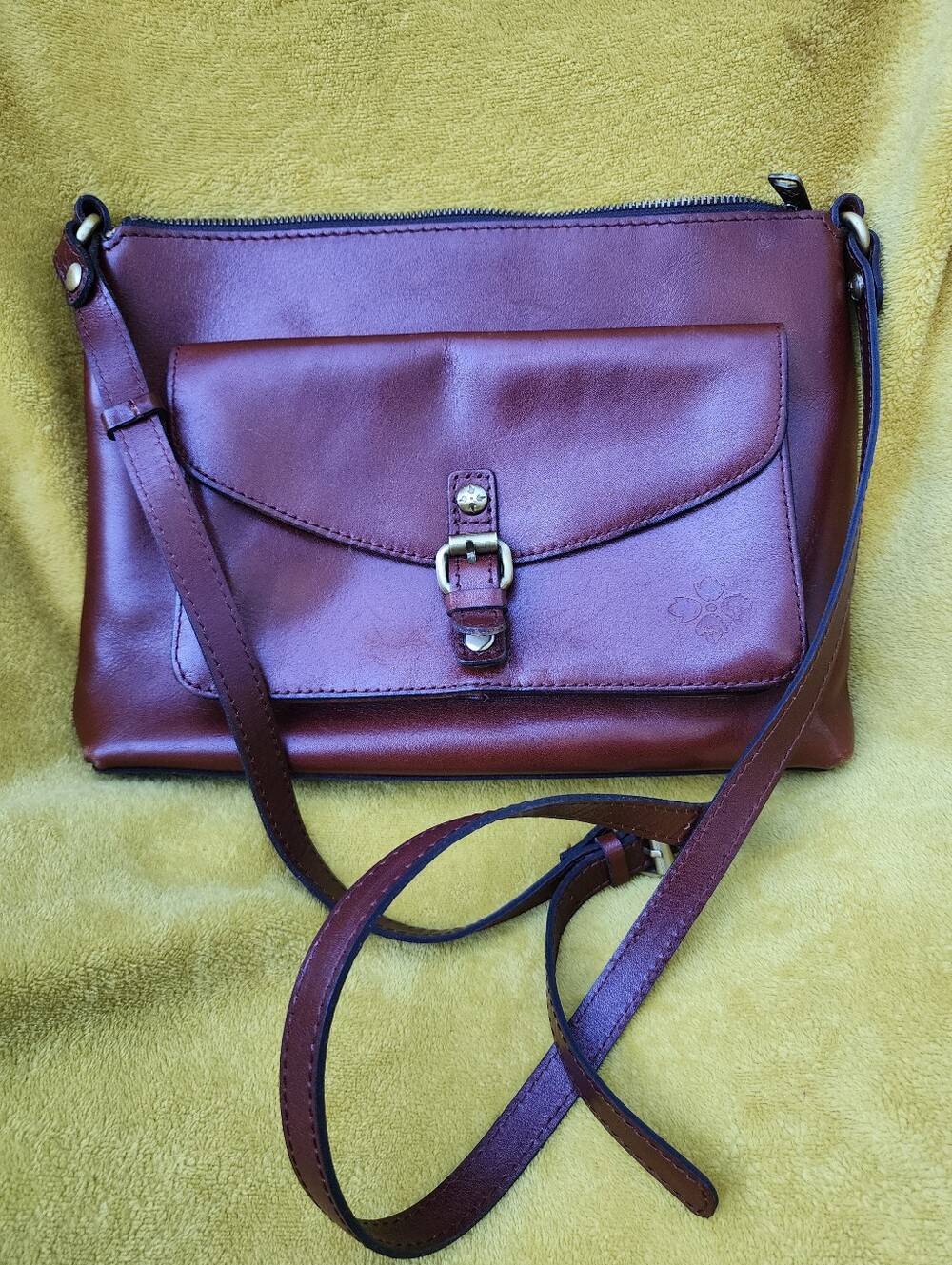Patricia Nash Kirby East West Leather Crossbody Bag